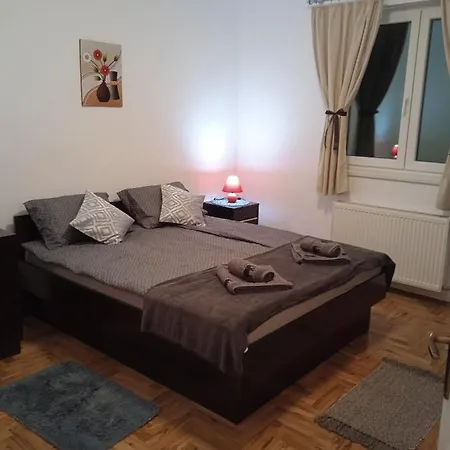 Апартаменты Dora *