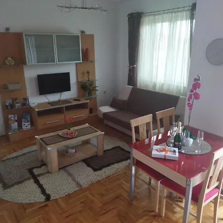 Апартаменты Dora *