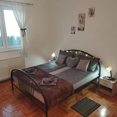 Апартаменты Dora