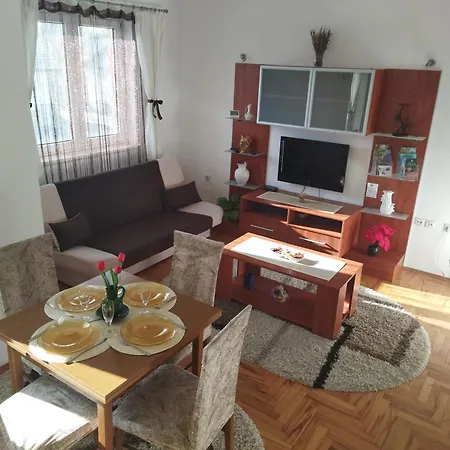 Апартаменты Dora